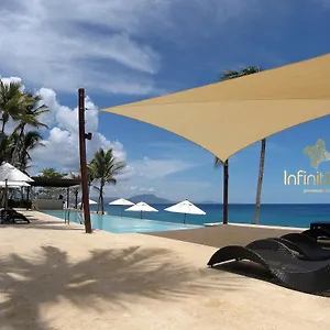 Apartahotel Instyle Residences At Infiniti Blu ****