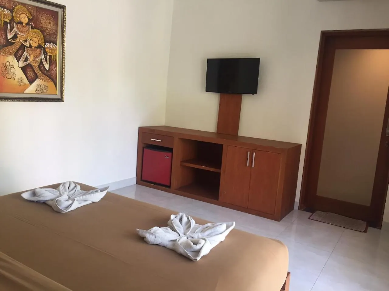 Gora Beach Inn Kuta  2*, Kuta (Bali)