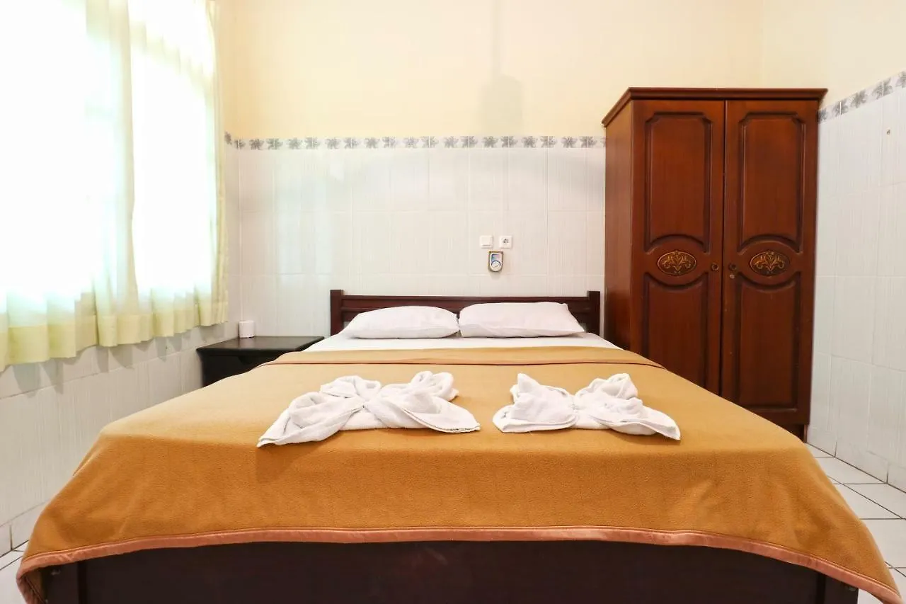 Hotel Gora Beach Inn Kuta
