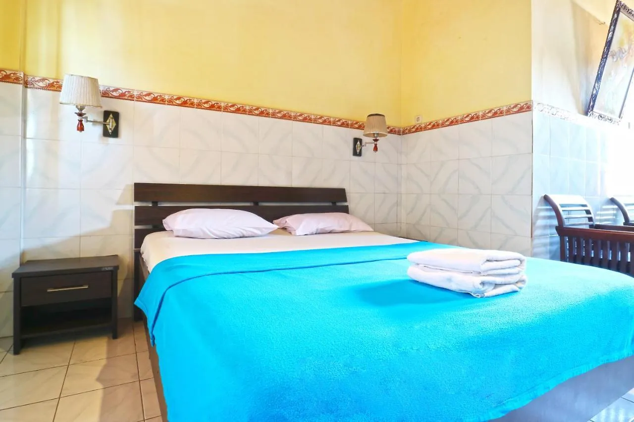 Hotel Gora Beach Inn Kuta