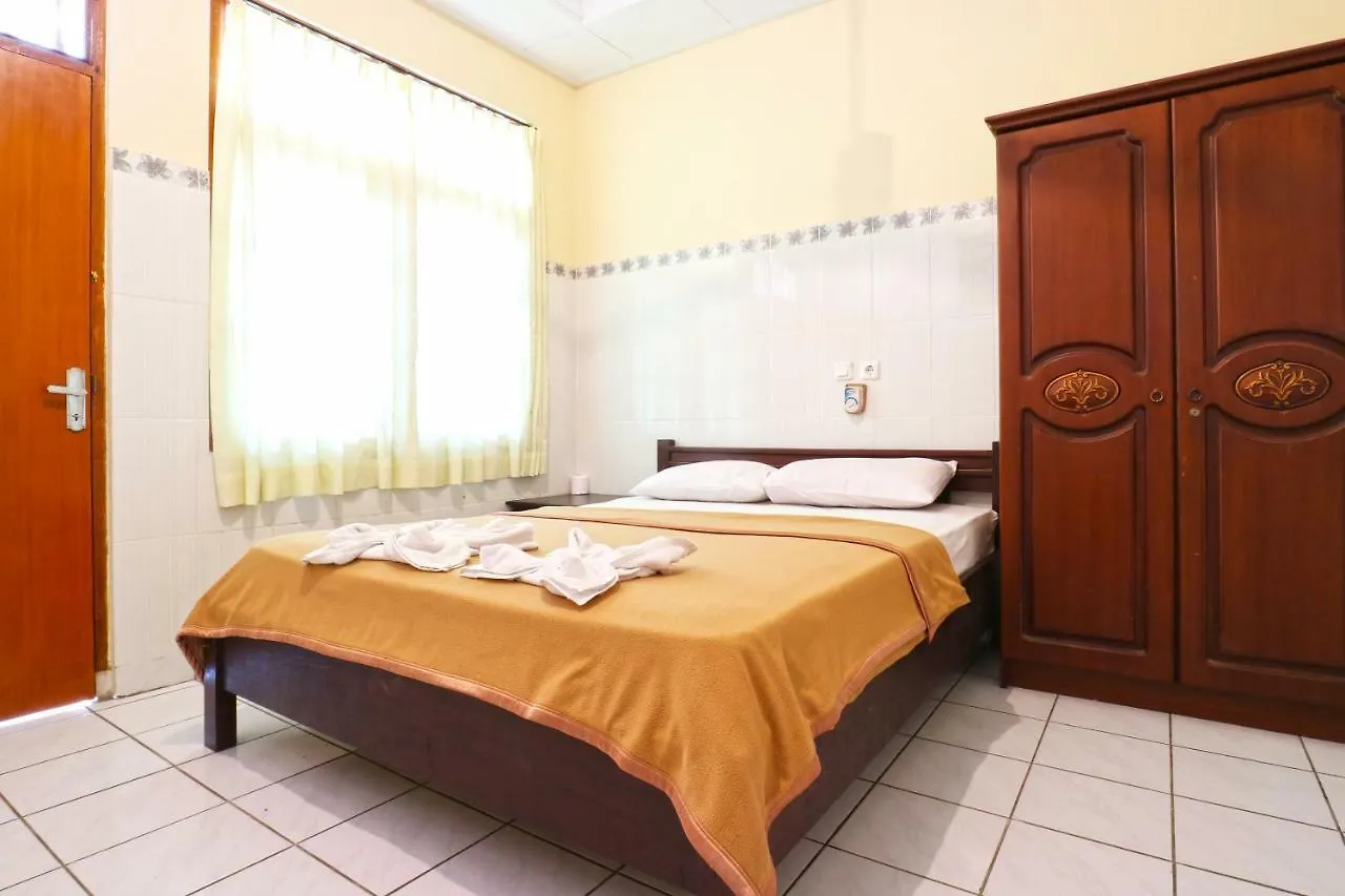 Gora Beach Inn Kuta  Hotel Kuta (Bali)